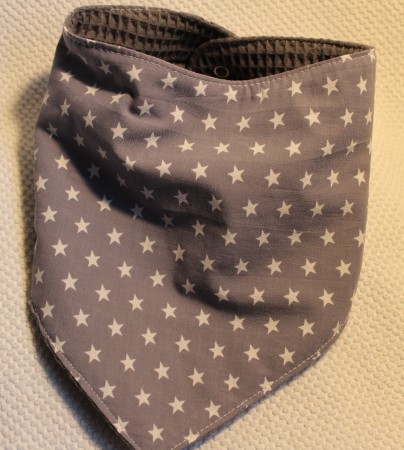 grijs met witte sterren